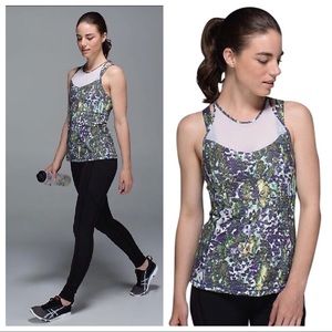 LULULEMON sports bra/ tank top with bra size 4